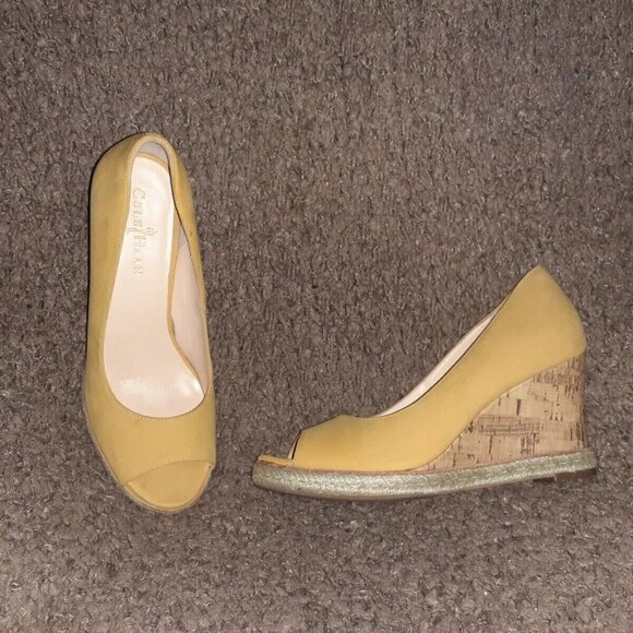 COLE HAAN-Yellow Nubuck Leather-Peep Toe-Cork Wedge-Espadrille-Sz 7-Excellent - Picture 1 of 7